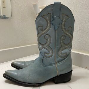 Vintage Andre V Western Sky Blue Pointed Cowgirl Boots Size 8 Women.